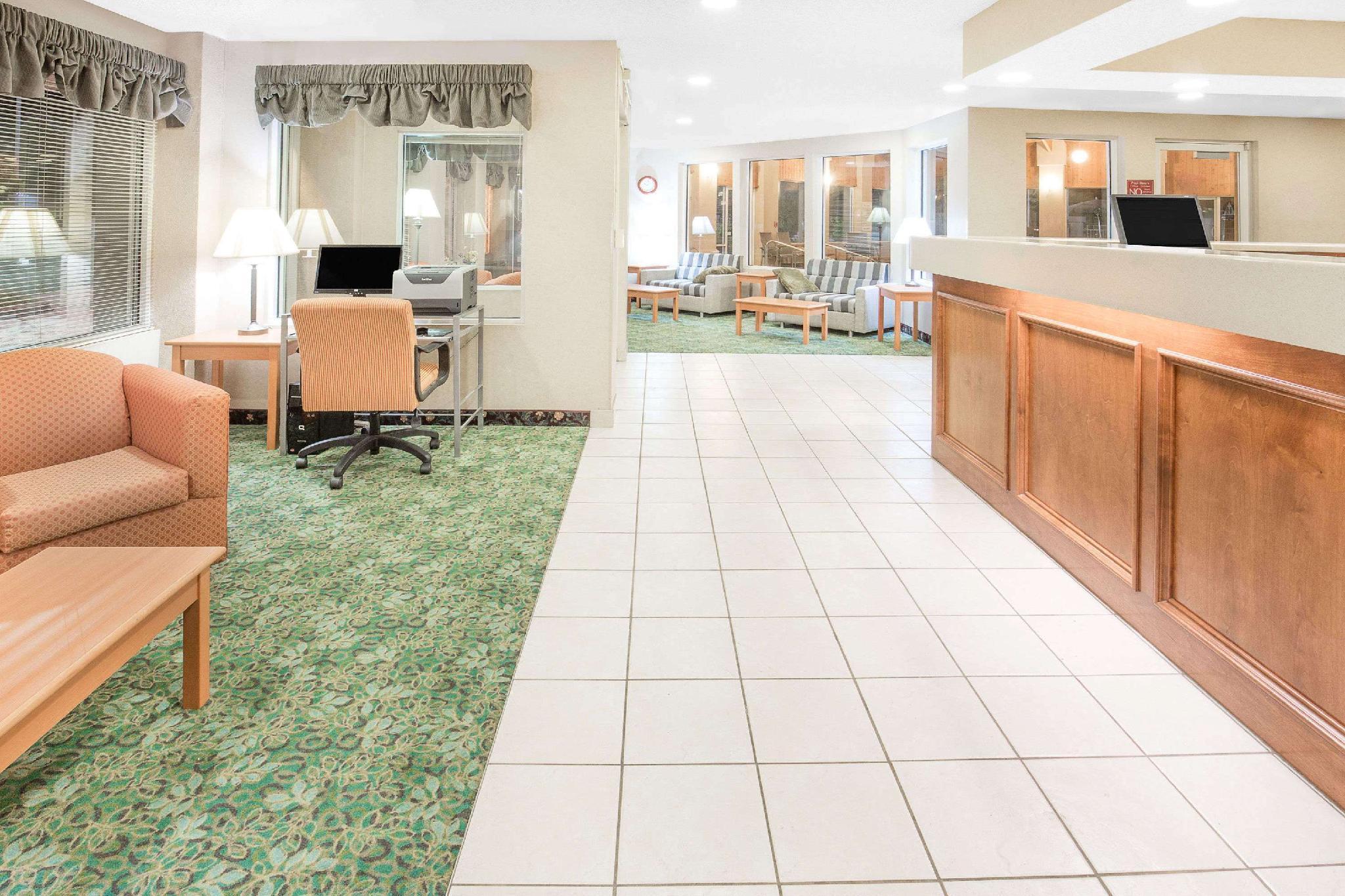 Surestay Plus Hotel By Best Western Redding Exterior foto